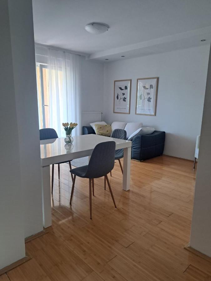Teanta Apartman Sombor Exteriör bild